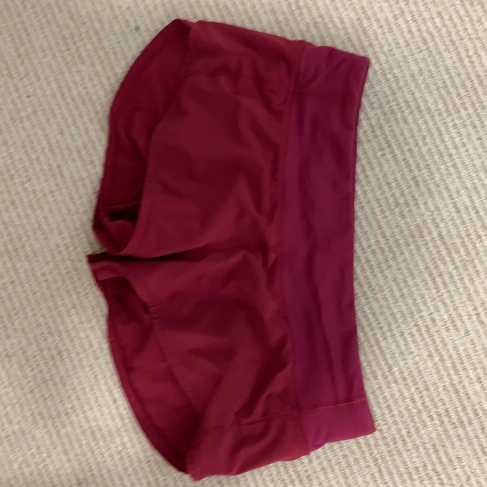 Lululemon size 4 speed up short 2.5”